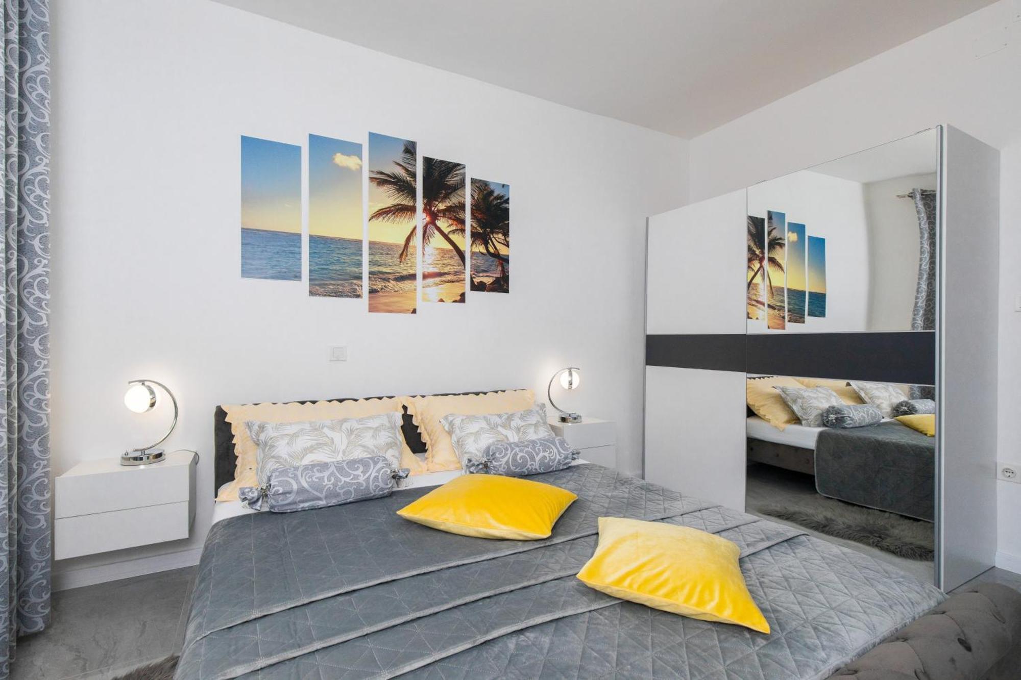 Apartment Tara With Seaview Krk Town Exteriér fotografie